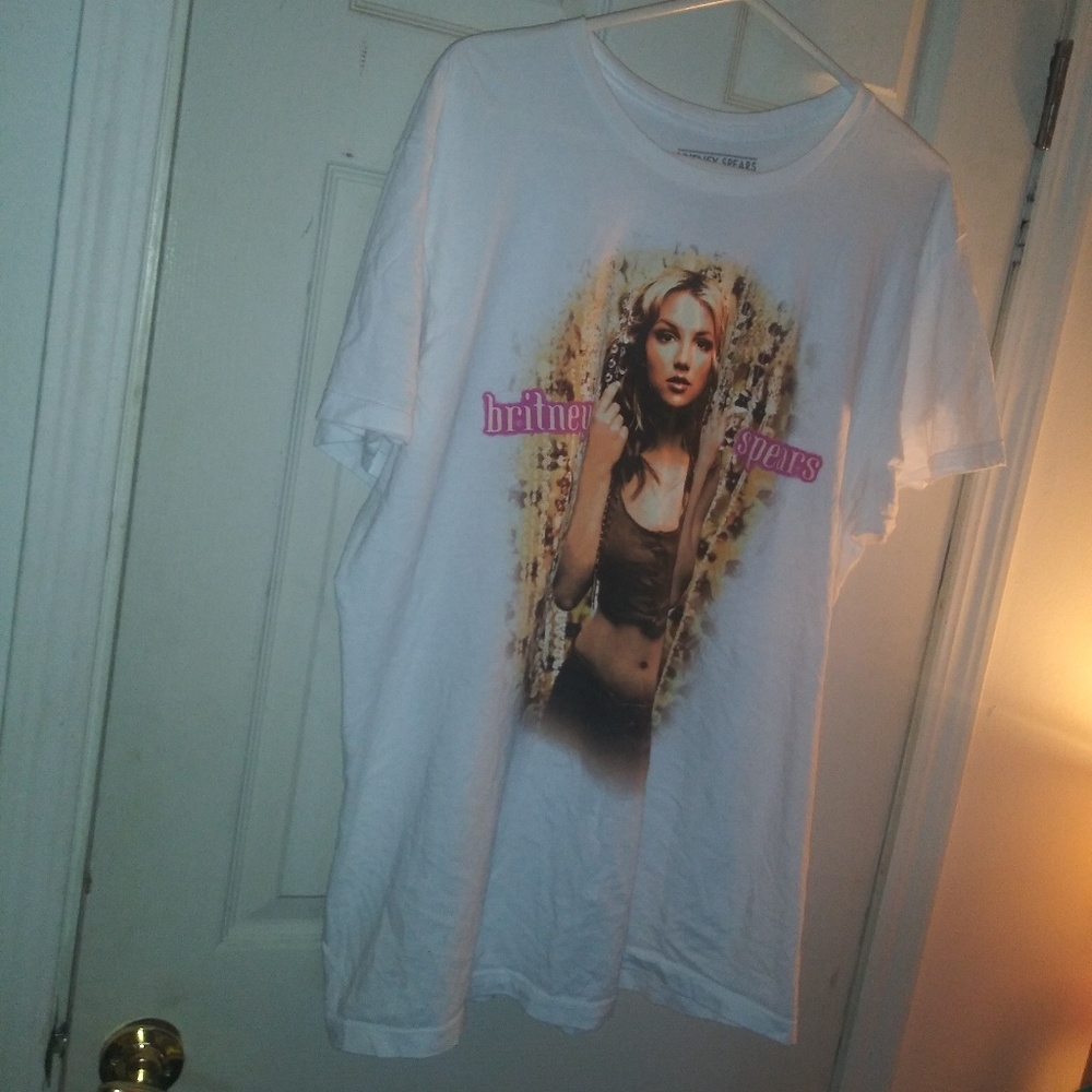 🌸 Britney Spears Tee 🌸